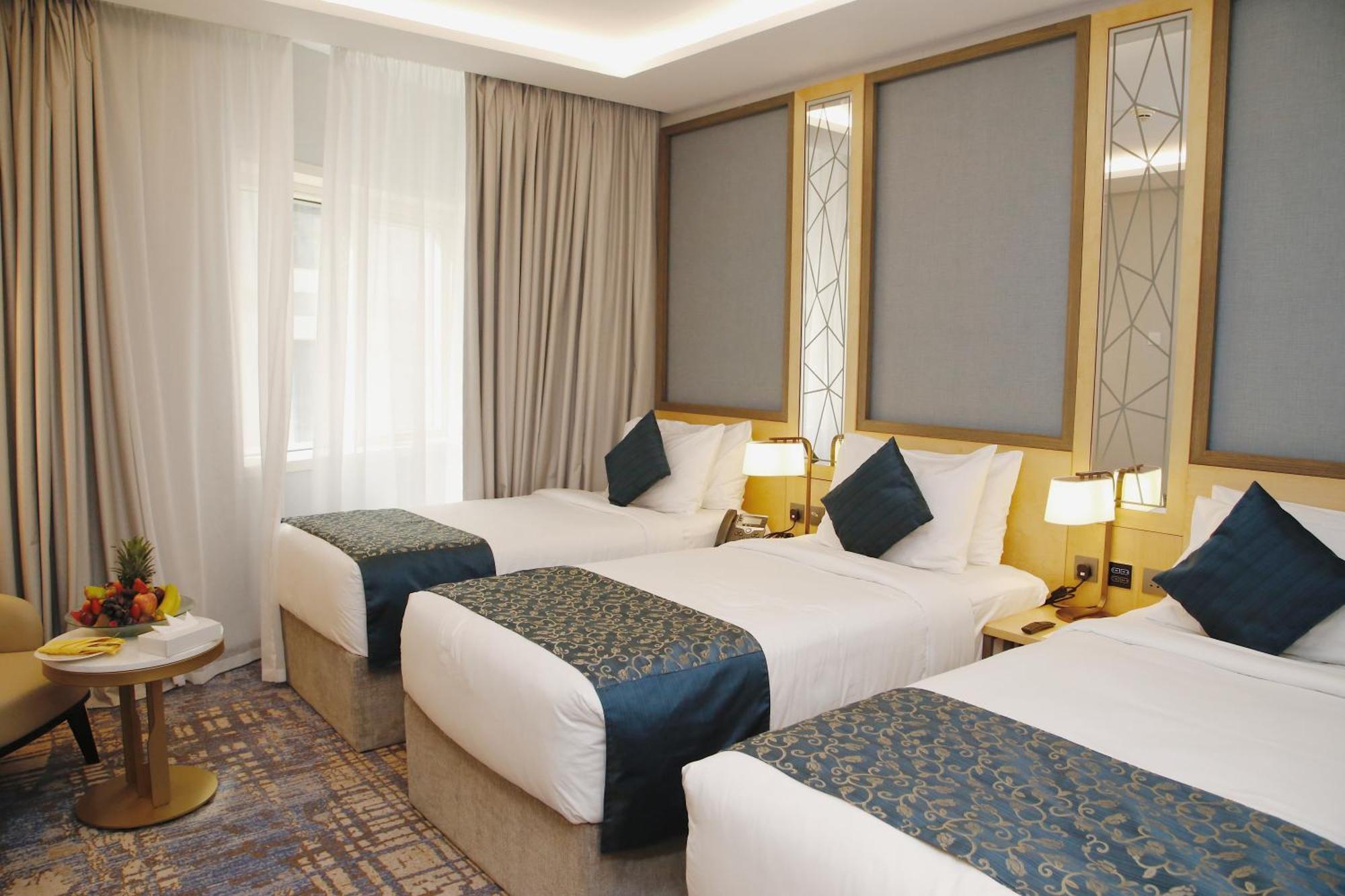 Отель Maden Alrawda Медина Экстерьер фото Deluxe Family Room