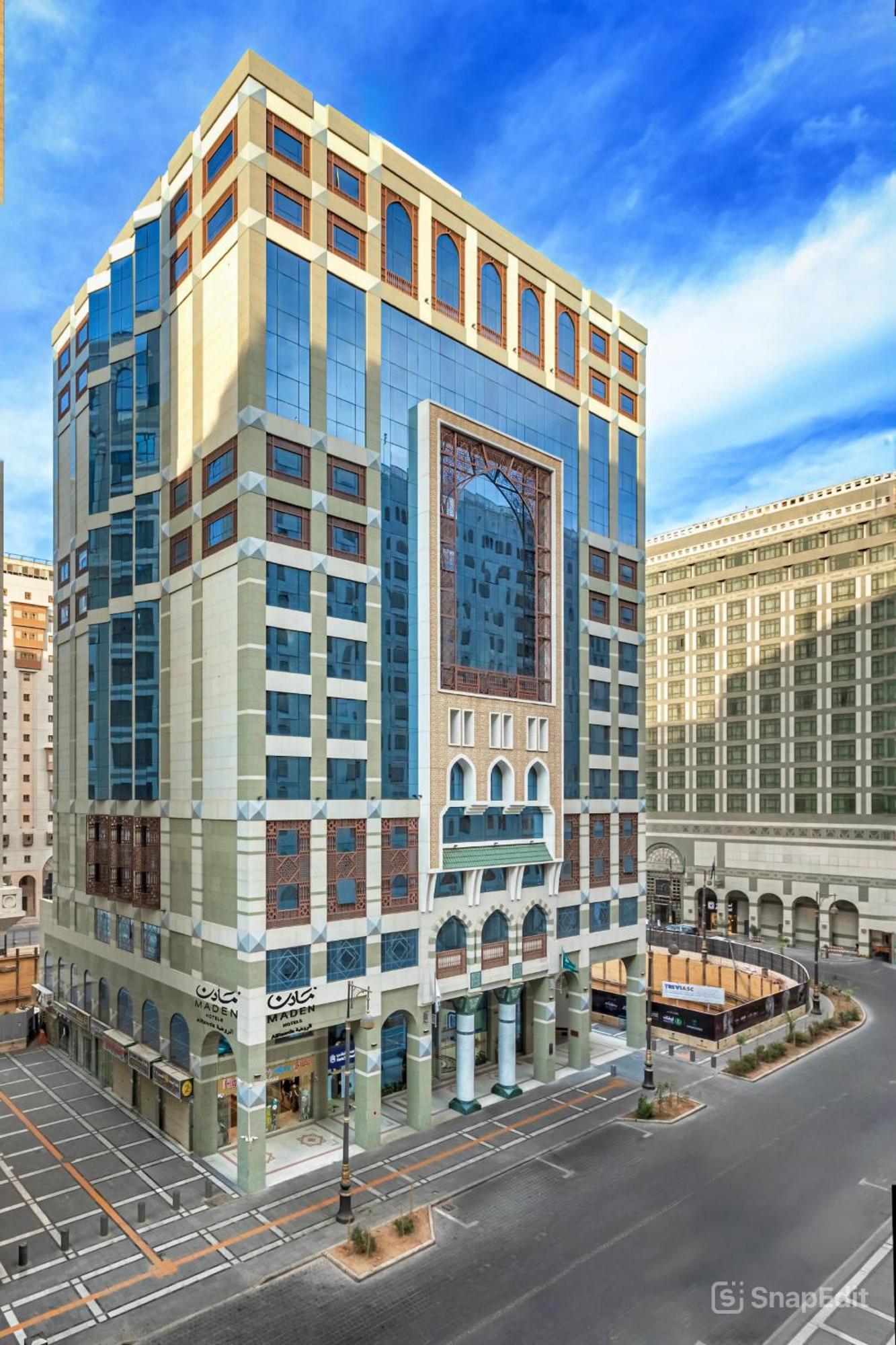 Отель Maden Alrawda Медина Экстерьер фото The hotel in 2013