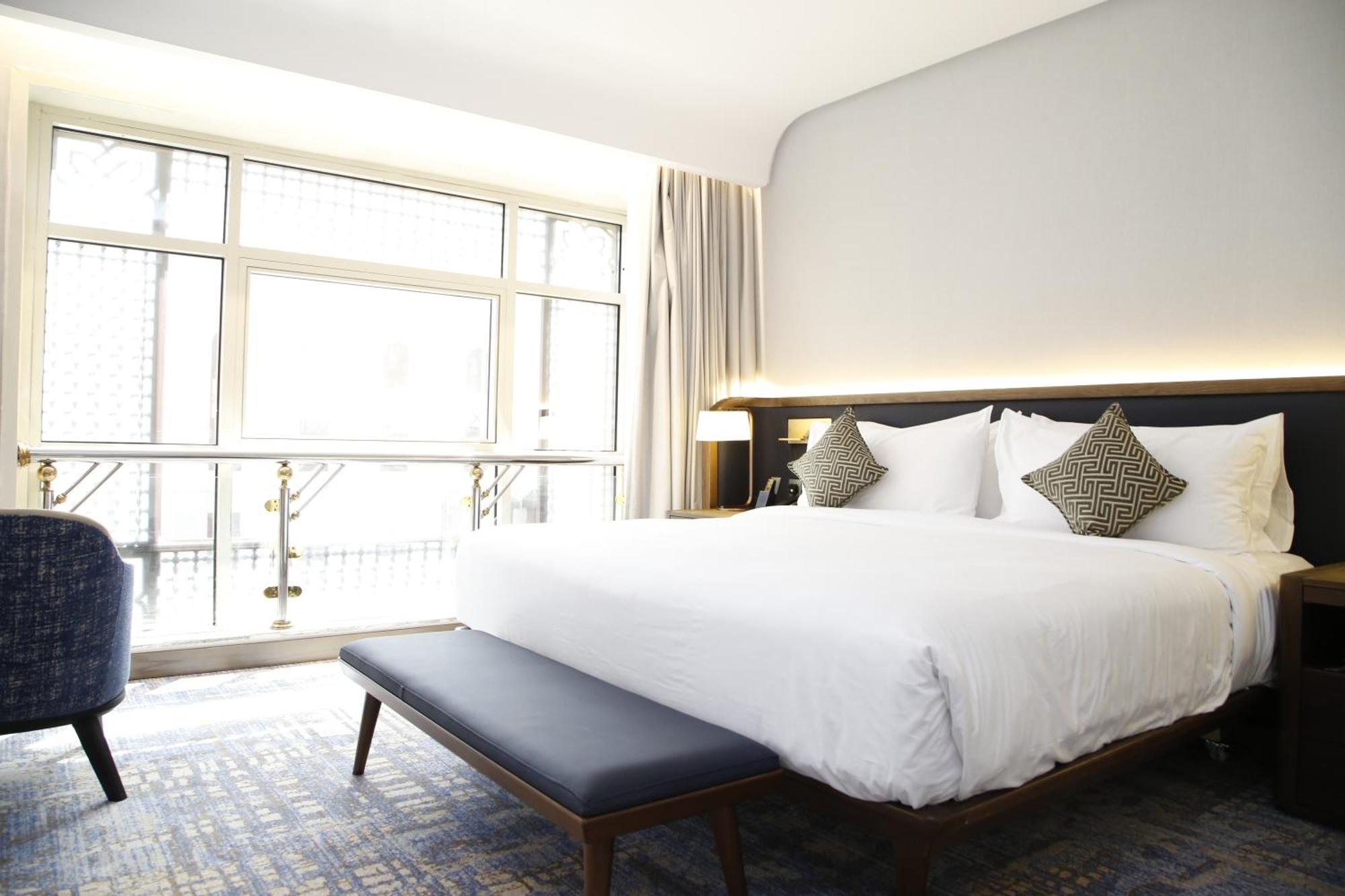 Отель Maden Alrawda Медина Экстерьер фото Deluxe Room